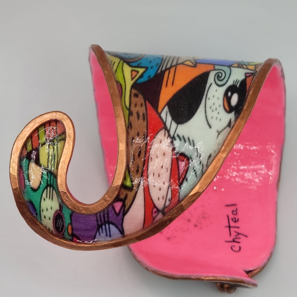 Cat Cuff - Picture 5 of 11